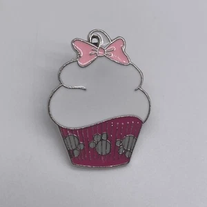 2011 Disney Aristocats Marie Cupcake Pin - Picture 1 of 4