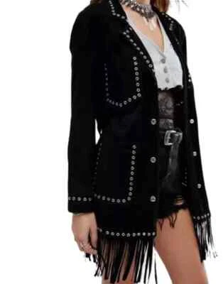 Chaqueta larga de cuero de gamuza negra con flecos tachonados para mujer elegante hecha a mano Foto 1 de 4