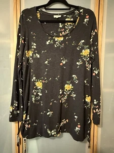 Fat Face Size 12 Black longline tunic top Floral Relaxed Fit Blouse - Picture 1 of 3