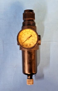 ARO REGULATOR 150 PSI MAX 1/4" PORTS - Picture 1 of 6