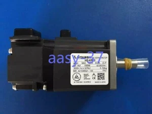 Mitsubishi Servomotor HG-KR13 KOSTENLOSER BESCHLEUNIGTER VERSAND NEU/ - Bild 1 von 1
