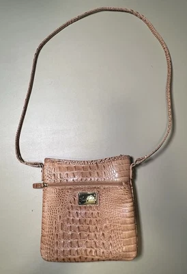 Bandolera Marc Fisher Imitación Cocodrilo Marrón Foto 1 de 4
