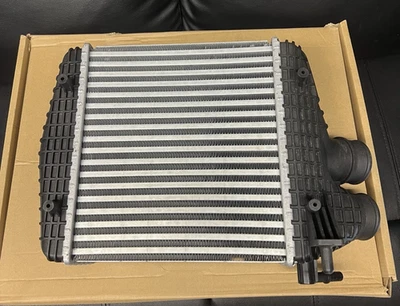 Radiador intercooler lado pasajero derecho Maserati Ghibli Quattroporte 670035635 Foto 1 de 2