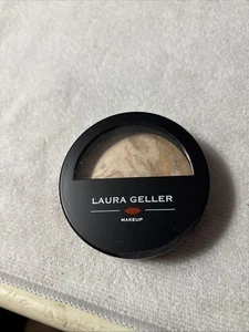 Laura Geller Balance-n-Brighten Foundation - Farbton: FAIR - Neu ohne Karton - Bild 1 von 4