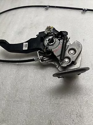 2015 2016 2017 Hyundai Sonata Sedan 4-Door Emergency Brake Pedal Oem Pa66-gf43 - Image 1 of 4