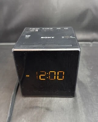Sony ICF-C1T Desktop Alarm Clock Mirrored Cube AM FM Radio Black - Image 1 of 4
