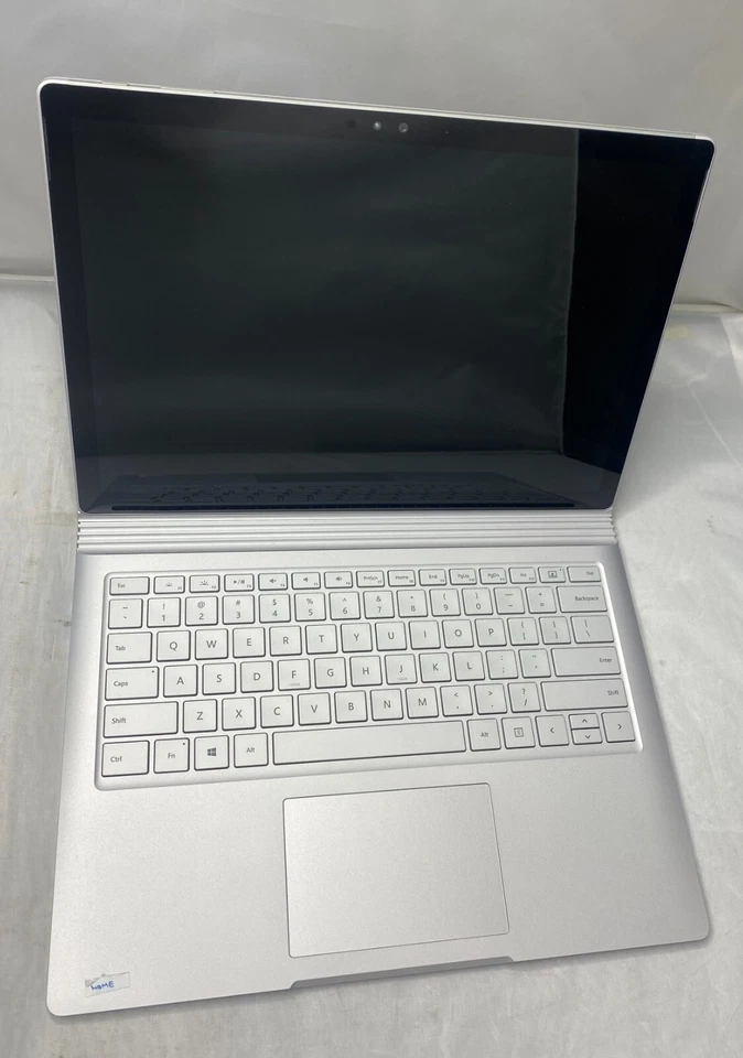Microsoft Surface Book 1 13.5"  (Core i7-6600U, 16GB, 1TB SSD) - Platinum - Image 1 of 4