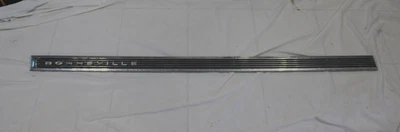 1963 PONTIAC BONNEVILLE LEFT/DRIVER FRONT FENDER CHROME MOLDING, TRIM FINISH - Image 1 of 4