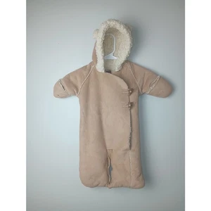 Baby Gap Kunstleder Lammfell Wimpel Kleinkind Schneeanzug hellbraun Größe 0-3 Monate  - Bild 1 von 7