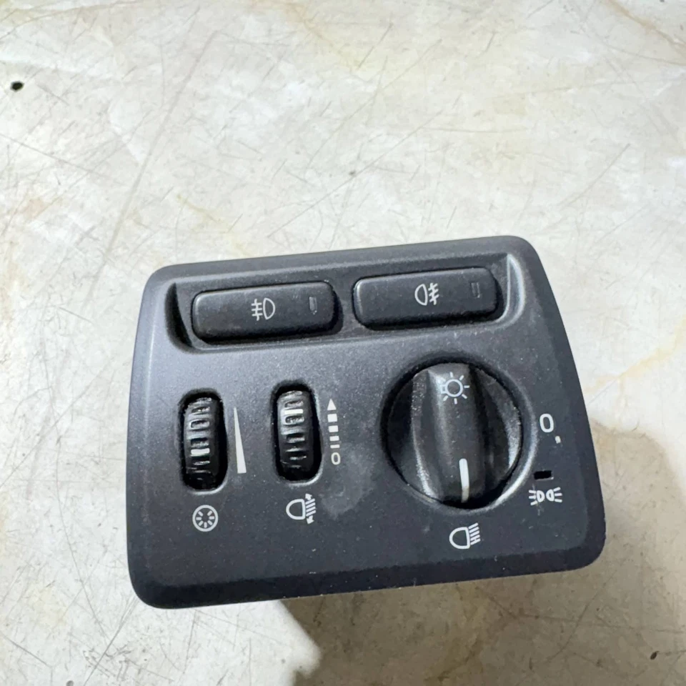 Volvo S60 Light switch 8691751 NAB57780 - Image 1 of 4