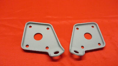 Par de soportes de amortiguador trasero Ford Thunderbird 1961-1963 Foto 1 de 4