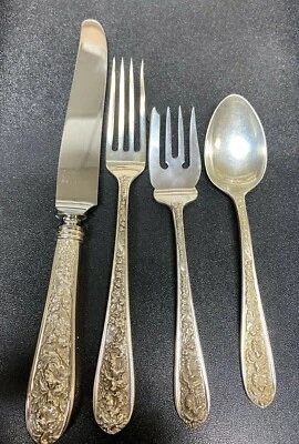 JUEGO RAMILLETE STIEFF STERLING PARA 8 POR 4 TOTAL 32 PIEZAS SE PUEDEN AÑADIR A ESTE CONJUNTO  Foto 1 de 4