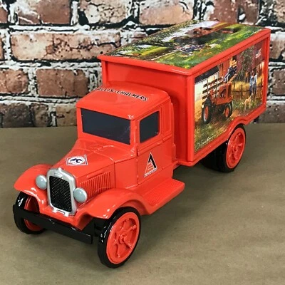 Hamilton Collection Allis Chalmers 1931 Hawkeye Delivery Truck 1:18 Barnhouse - Image 1 of 4