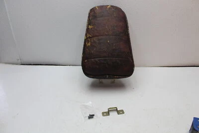 1986 SUZUKI VS700 INTRUDER (#373) REAR PASSENGER SEAT SADDLE (STS55) - Image 1 of 4