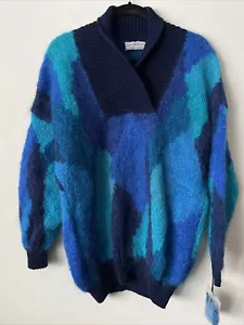 Vintage Lynn Williams Mohair Blue Hand Knitted Sweater Bright Beautiful - Picture 1 of 6