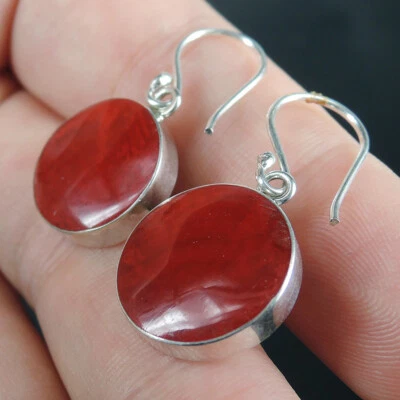 Brincos reversíveis de prata 925 com design 2 em 1 coral vermelho e madrepérola, REV-05 - Imagem 1 de 4