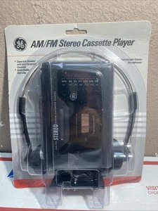 GE AM/FM Estéreo Reproductor de Cassette Auriculares Stock Antiguo 3-5493S Walkman *DE COLECCIÓN* - Imagen 1 de 23
