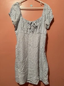 Hollister Damen Kleid L Large hellblau Blumen Kurzarm Sommerkleid Sommer - Bild 1 von 9