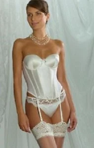 Renaissance Silk Bridal Ivory Basque Brief Set 32F Brief 10 - Picture 1 of 4