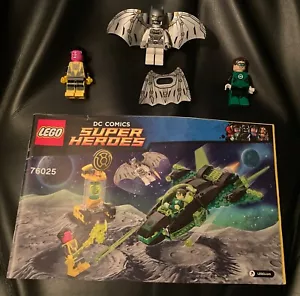 Lego Batman Minifigs: Space Batman + Sinestro + Green Lantern & Booklet 76025 - Picture 1 of 9