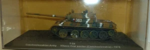 1/72 Deagostini Combat Tanks T-54 Vitava river Sector Czechoslovakia 1978 - Picture 1 of 1