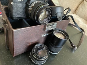 Rare!Olympus OM-3 KIT with Zuiko 35/2.8 silvernose; 50/1.4 & 135/2.8+hard case