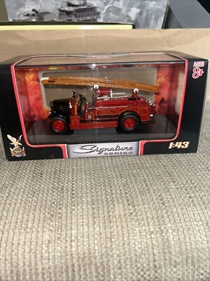 Signature escala 1/43 Diecast modelo SIG43009 1934 LEYLAND FK-1 camión de bomberos Foto 1 de 4