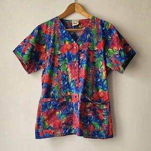 VTG Cottonality Scrubs Top Snap Buttons Bright Color Flowers Hearts Pockets XS - Picture 1 of 15