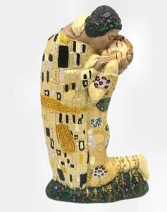 Gustav KLIMT The Kiss Embracing Couple Small Pocket Sculpture - Picture 1 of 3