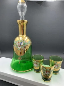 Vintage Italian Green & Gold Glass w/Raised Flowers Decanter and 3 Cordials - Picture 1 of 20