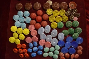 97 pcs LOT OLD CZECH RARE Gold  VINTAGE GLASS BUTTONS 1930´s ART-DECO - Picture 1 of 2