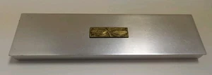 Caja de 3 secciones vintage de aluminio y latón KENSINGTON con tapa 11,75" X 3" - ¡¡Preciosa!!! - Imagen 1 de 11