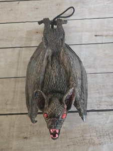 Realistic 14" Hanging BAT Brown Rubber Latex Vampire Bat HalloweenHorror  - Picture 1 of 2