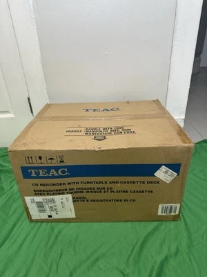 Turntable Cassette CD Recorder & Radio GF-550 BRAND NEW - Image 1 of 4