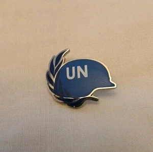 UN seltene Vintage Sammlerstück Pin Mütze Revers Souvenir Top Zustand - Bild 1 von 1