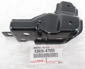 Genuine OEM Toyota 53836-47050 Driver Front Side Panel Bracket 2016-2021 Prius - Picture 1 of 6
