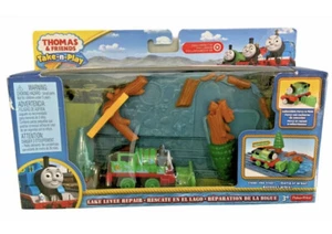 Thomas & Friends Take N Play Diques del lago Fisher Price con motor de tren Percy - Imagen 1 de 4