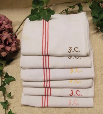 6 ANCIENS TORCHONS COTON  INITIALES BRODEES jc avec rayures bande rouge - Photo 1/4