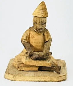 Vintage Nigerian Thorn Carving Folk Art Figurine- Man Working - Picture 1 of 10