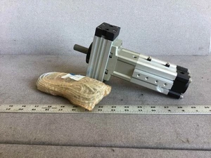 Cilindro SMC MRQBS40-40CA - Imagen 1 de 5