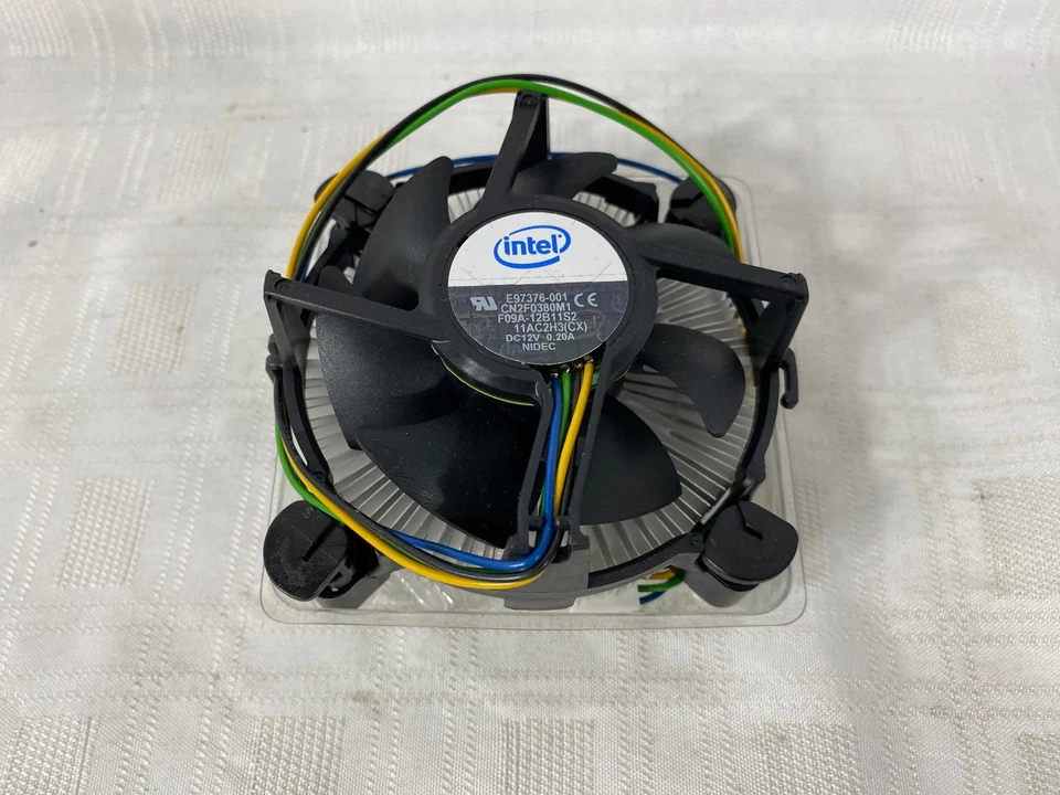 Intel E97376-001 (LGA775) Copper Core Cooling Fan Low Profile New without box - Image 1 of 3