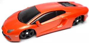 2015 MAISTO LAMBORGHINI AVENTADOR LP700-4 ARANCIONE/ROSSO 1:64 AUTO PRESSOFUSA 3" - Foto 1 di 6
