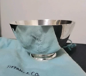 Tiffany & Co Makers Sterling Silver Footed Bowl 121g with Original Bag - Picture 1 of 24