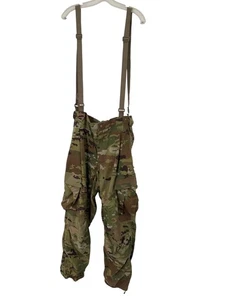 Pantalones con tirantes GEN III Level 5 SR US Army clima frío talla mediana - Imagen 1 de 4