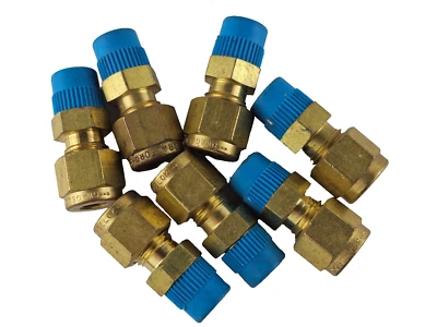 NEW Swagelok B-400-1-6 Brass Tube Fitting Male Connector 1/4 Tube x 3/8 Lot of 7 - Image 1 of 4