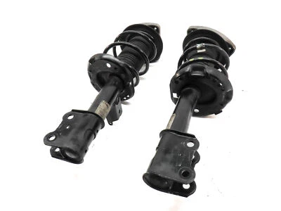 Juego de puntales amortiguadores delanteros izquierdo y derecho mercedes benz cla250 2014-2019 (c117 w117) Foto 1 de 4