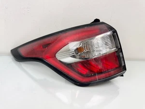 Luz trasera izquierda izquierda Ford Escape 2017-2019 cuarto lámpara GJ5413405AH OEM - Imagen 1 de 10