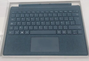 MICROSOFT Surface Pro Signature Typecover Alcantara Saphir, disposition française - Photo 1/2