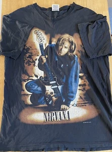 Vintage 1997 Rare Nirvana Kurt Cobain Memorial Guitar Grunge Bootleg T-Shirt - Picture 1 of 4