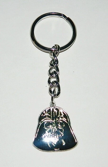 Star Wars Darth Vader Mask Enamel Metal Key Chain 1995 Hollywood Pins NEW UNUSED - Image 1 of 1
